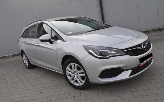 Opel Astra cena 48900 przebieg: 205000, rok produkcji 2020 z Stawiszyn małe 631